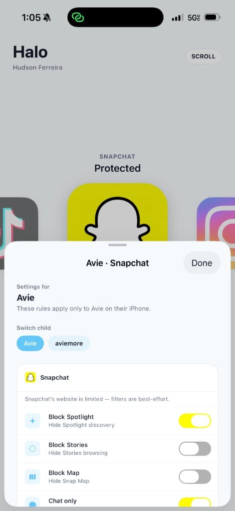Halo Snapchat settings with Block Spotlight and Block Stories toggles